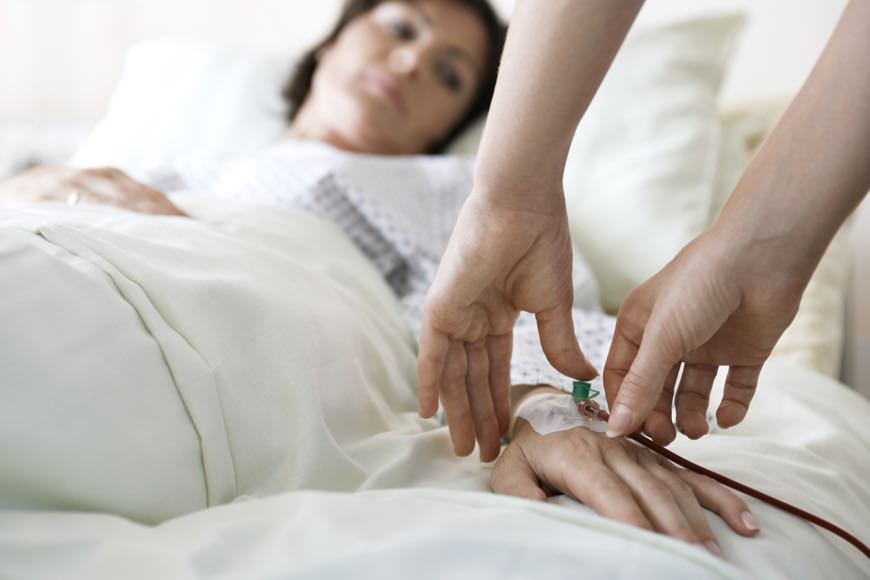 Cuidado de enfermos en hospital